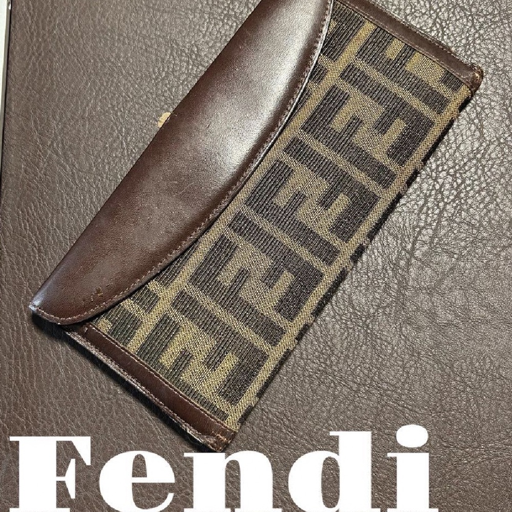 Fendi Vintage Zucca Monogram Canvas & Leather Clutch Wallet - Picture 11 of 15